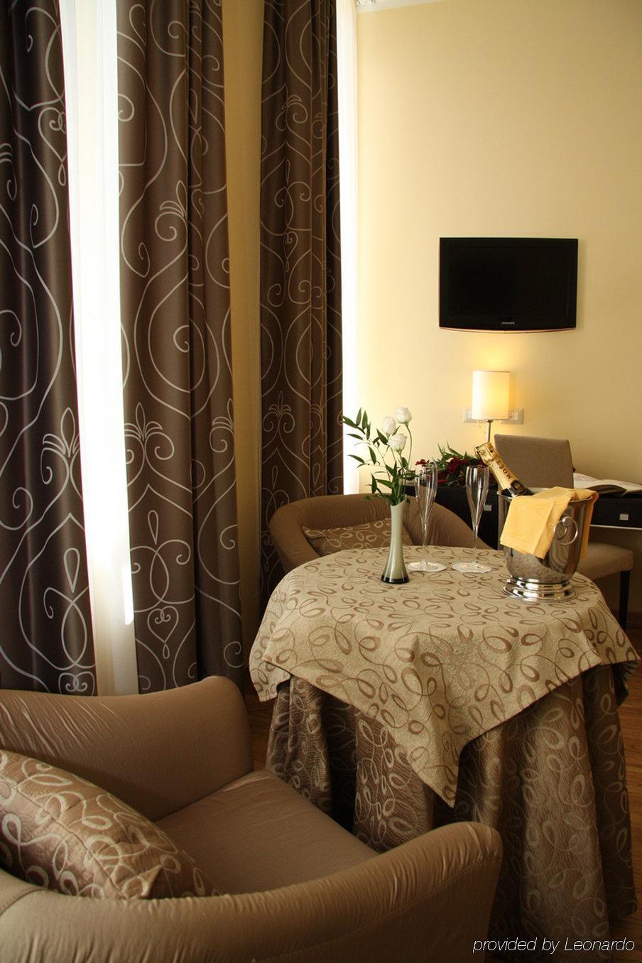 Hotel Villa Cinzia Villanova Mondovì エクステリア 写真
