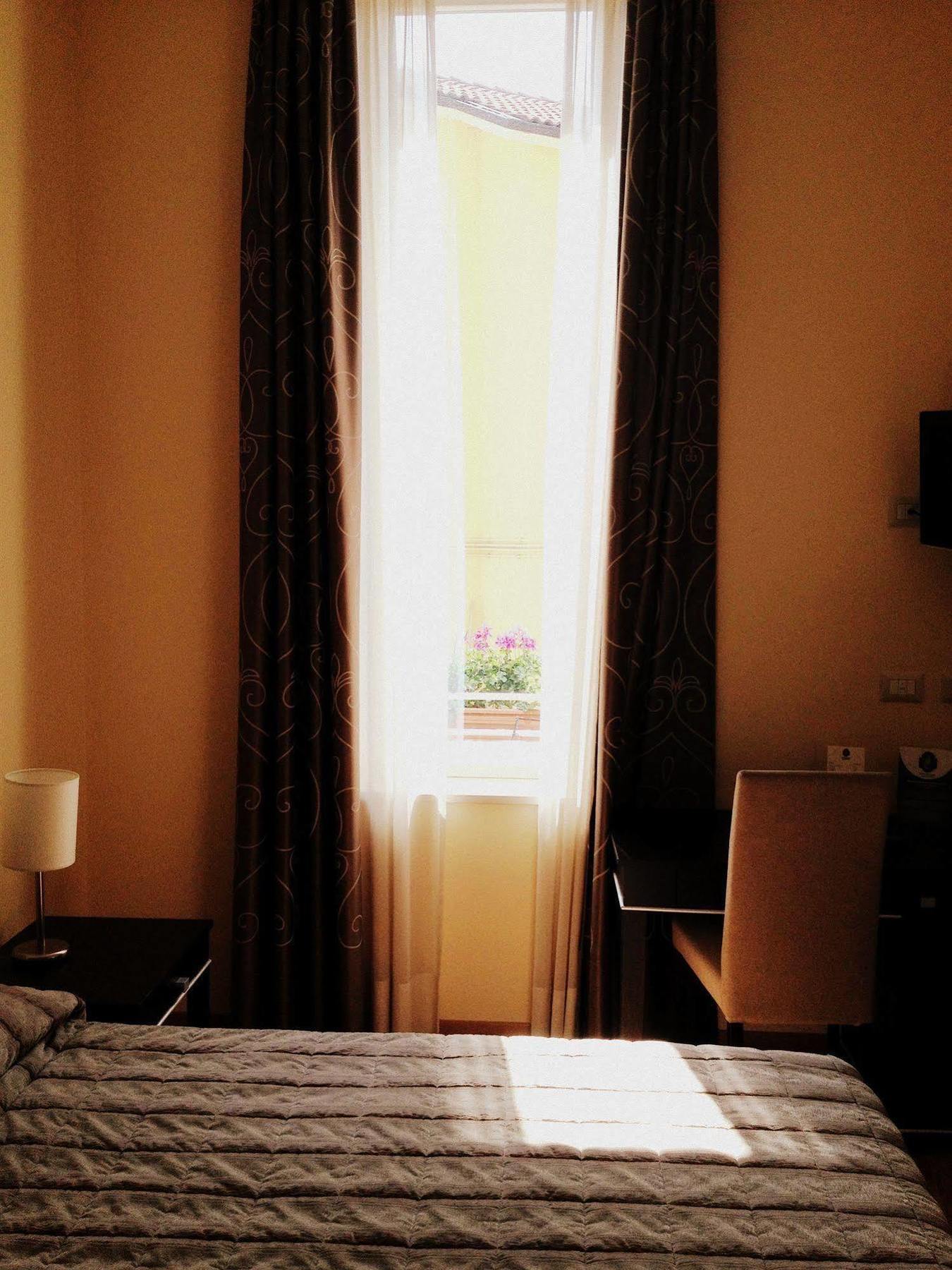 Hotel Villa Cinzia Villanova Mondovì エクステリア 写真