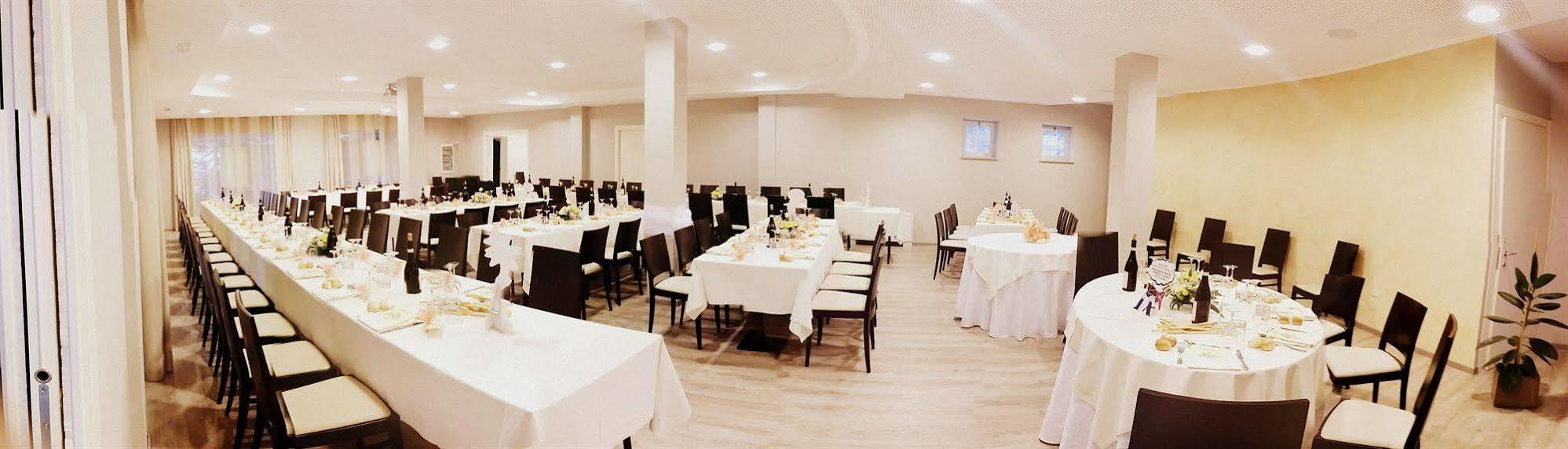 Hotel Villa Cinzia Villanova Mondovì エクステリア 写真