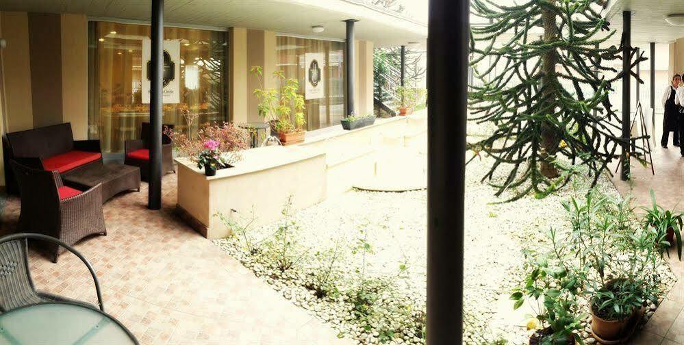 Hotel Villa Cinzia Villanova Mondovì エクステリア 写真